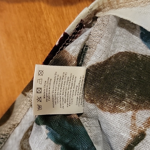 Floral Dress - Picture 4 of 4